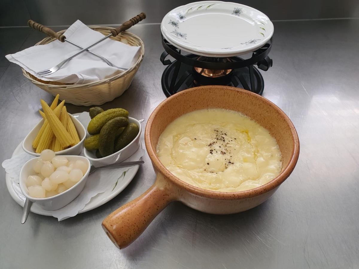 Hotel-Restaurant-Linde Gundlischwand Zewnętrze zdjęcie