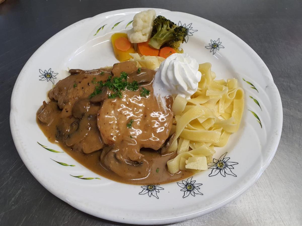 Hotel-Restaurant-Linde Gundlischwand Zewnętrze zdjęcie